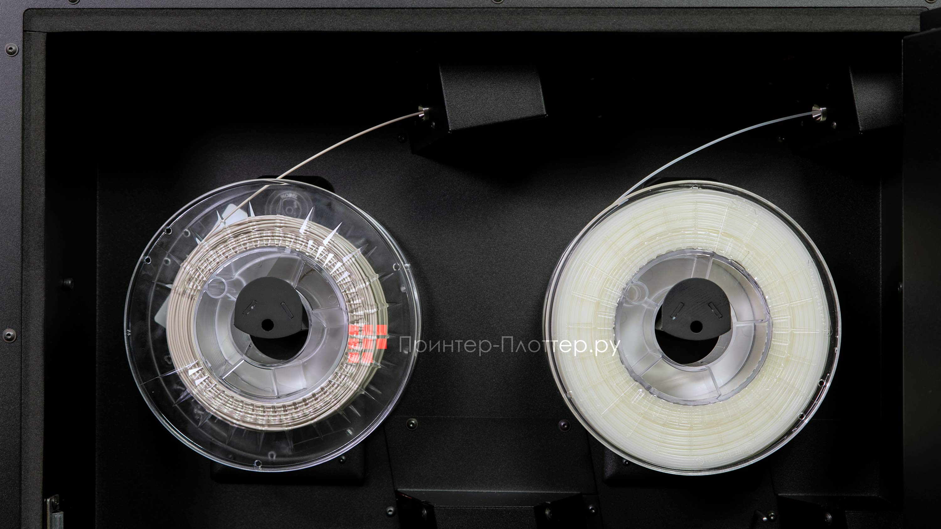 3DGence Industry F421. Умный менеджер материалов