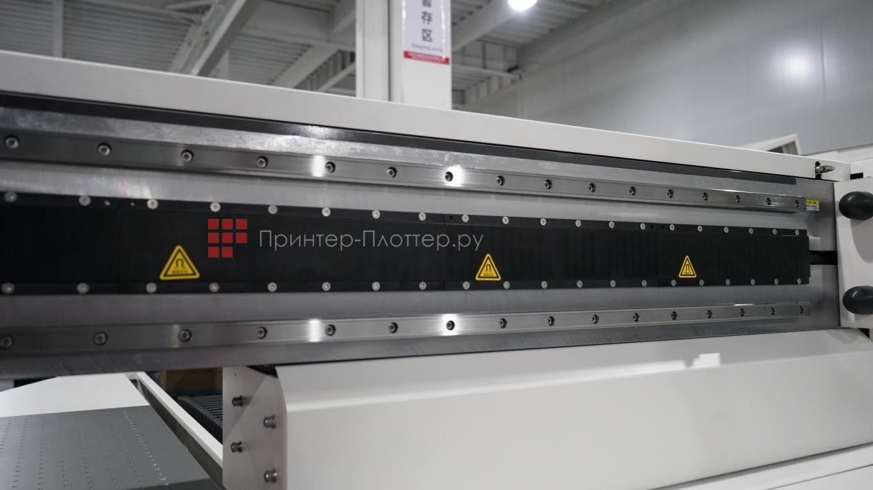 Audley UV 2513 (GEN6). Усиленная поперечная балка