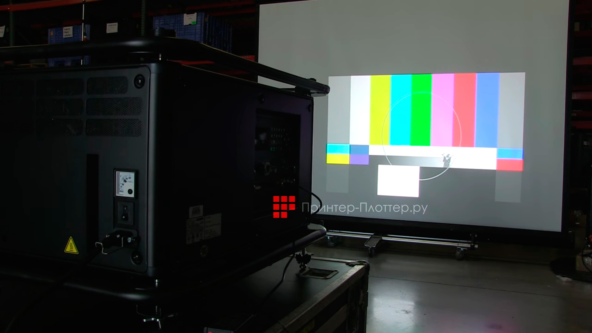 Barco HDX W14. Простота установки