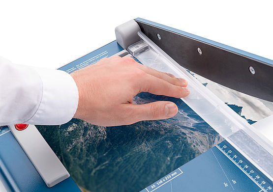 Dahle 534. Встроенная защита пальцев