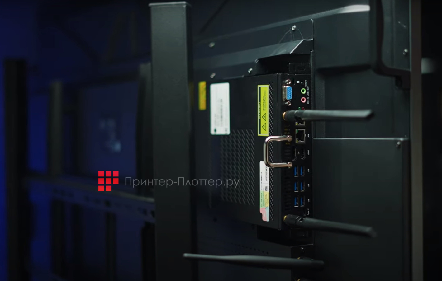 EdFlat EDF86CTP. OPS-слот