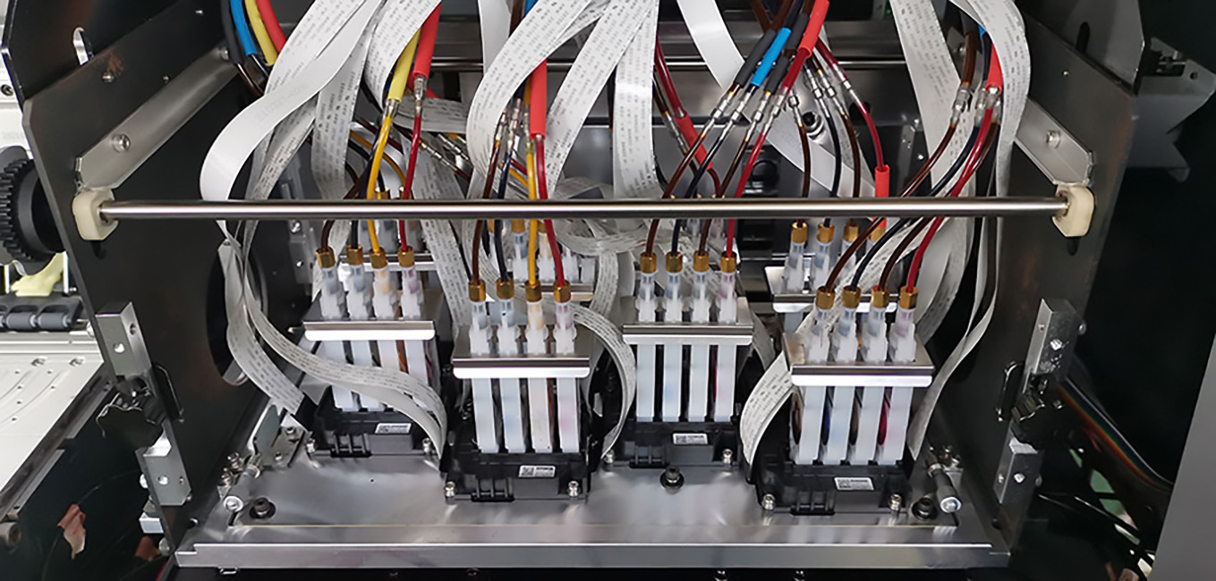 GongZheng ThunderJet GS1908T-H. Печатающие головки последнего поколения