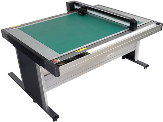 Graphtec FCX2000-120ES. Описание