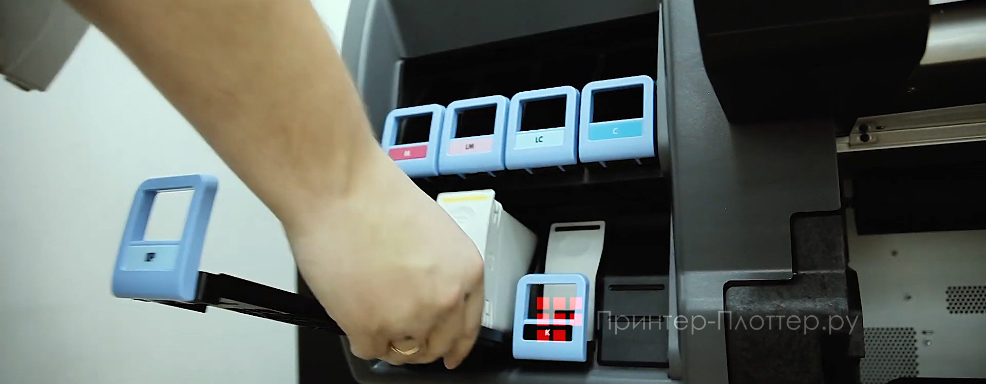 HP Latex 335 Print&Cut. Простота использования