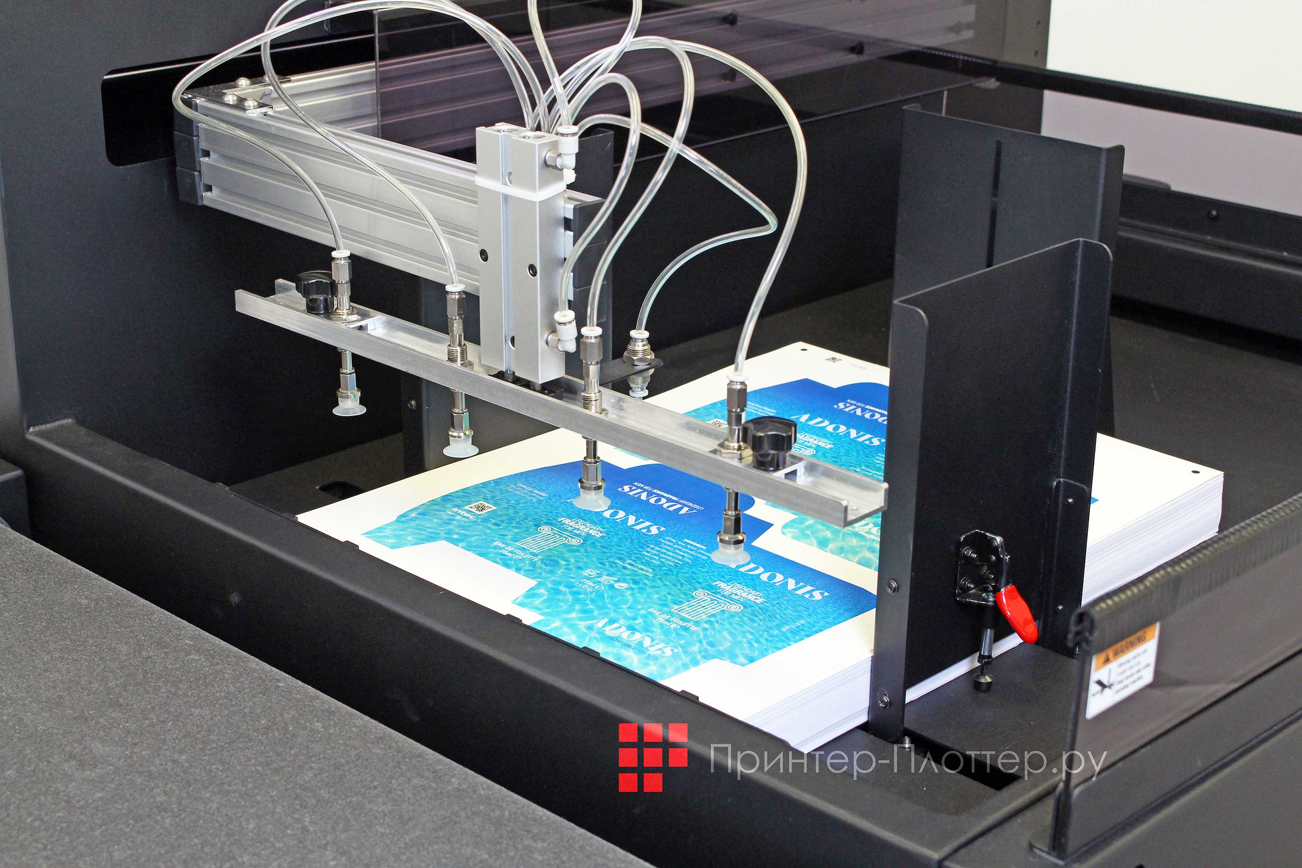 Intec ColorCut FB9000PRO. Пневматическая система подачи