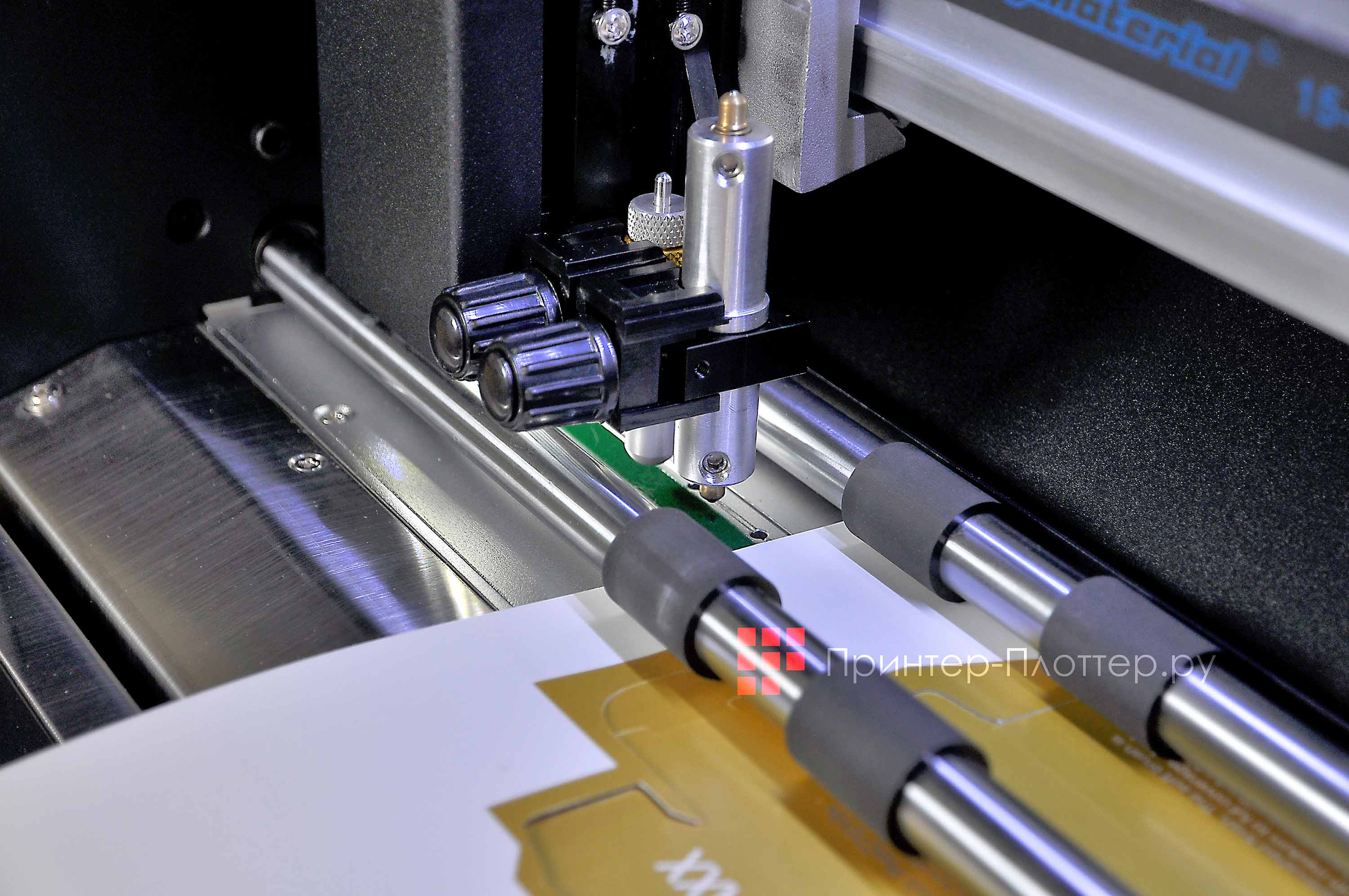 Intec ColorCut SC6500. Резка, биговка и перфорация