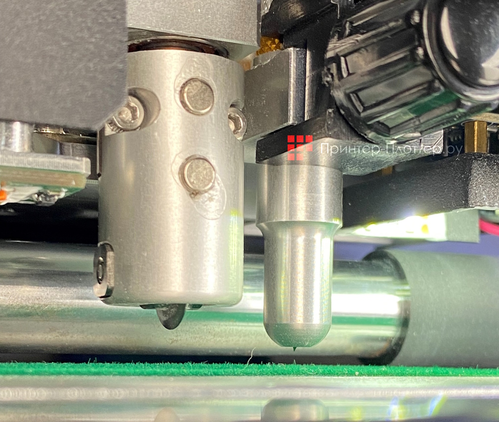 Intec ColorCut SC7000 Pro-T XL. Двойная инструментальная головка