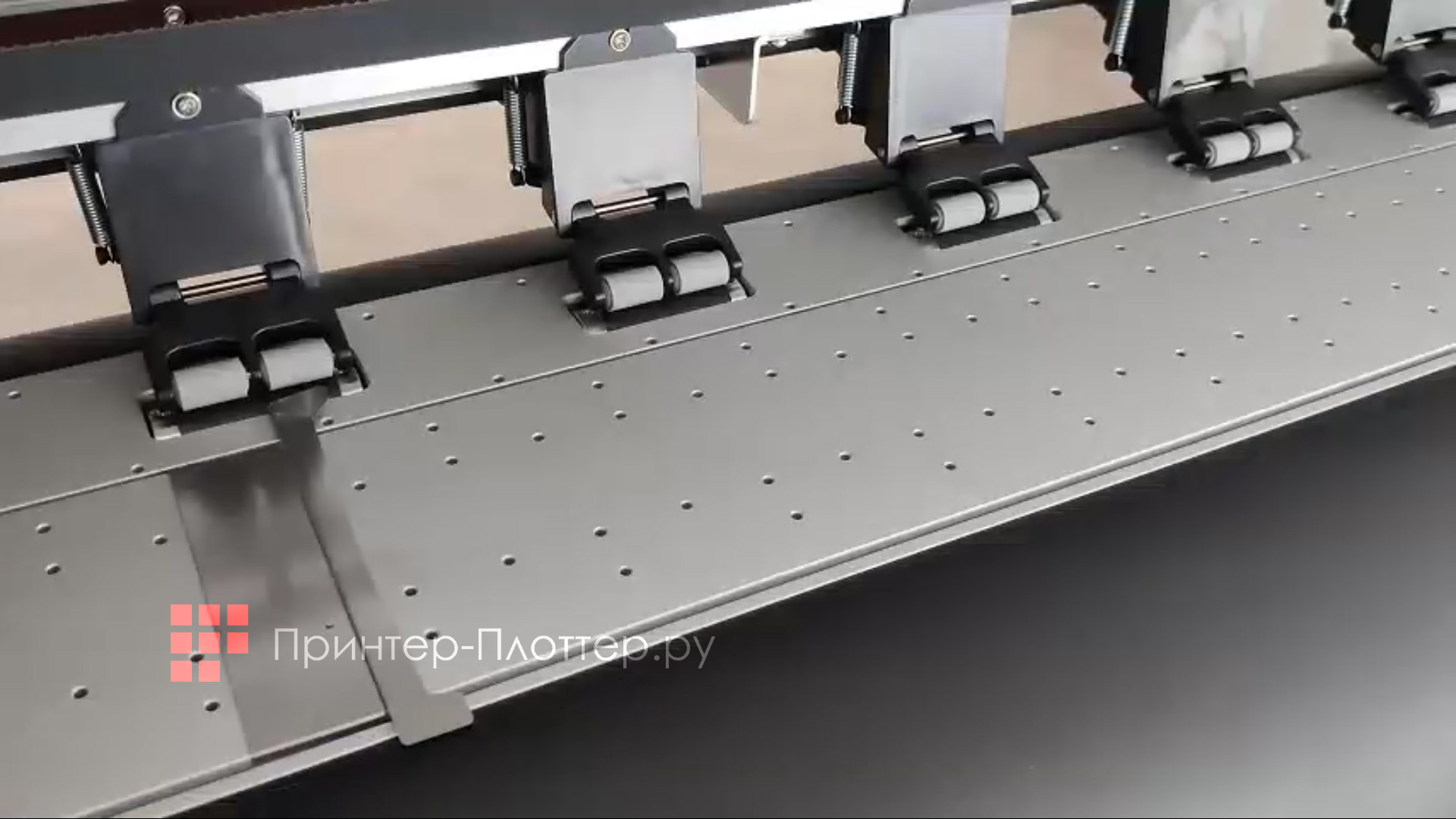 LINEA Sol B300 1601. Прижимные ролики