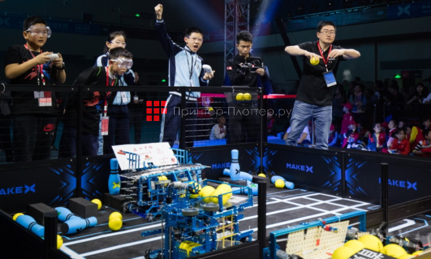 Makeblock соревновательное поле с элементами MakeX 2019 City Guardian Arena. MakeX Starter