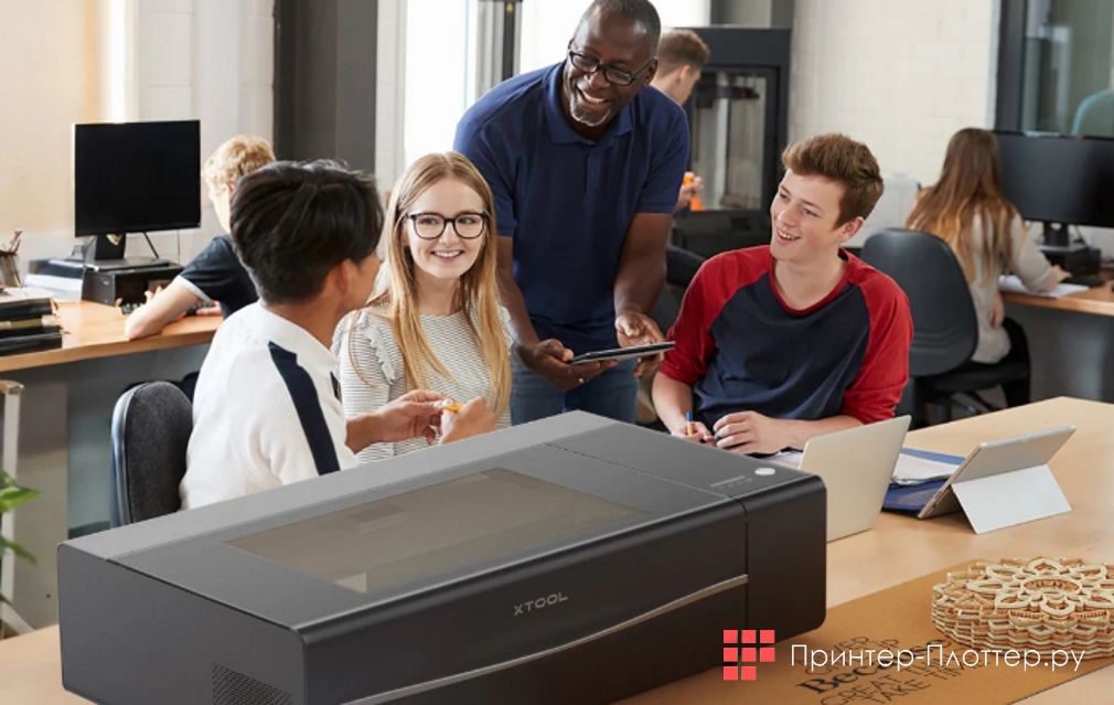 Makeblock xTool P2. Универсальное решение для сферы образования