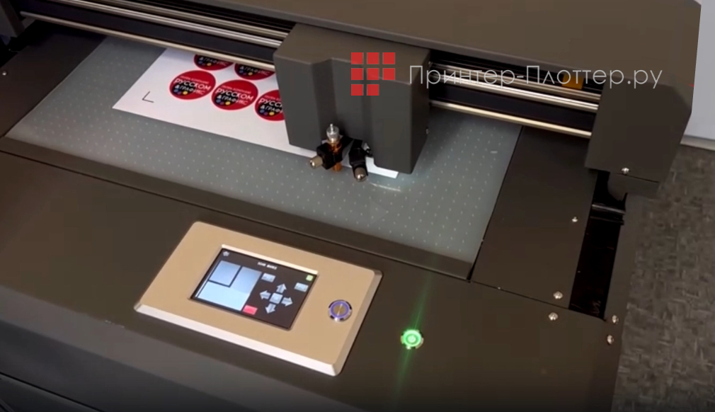 MasterCutter F4560. Сенсорный экран