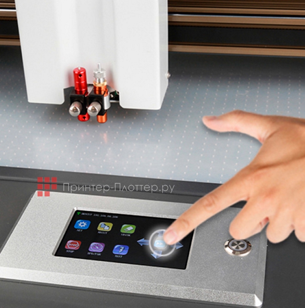 MasterCutter F6090. Сенсорный экран