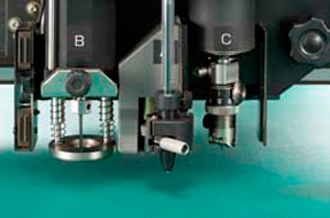 Mimaki CF2-1218RC-S. Точная работа с толстым материалом