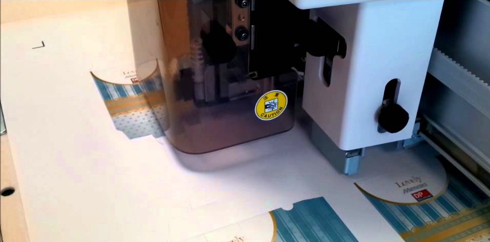 Mimaki CFL-605RT. Оптический датчик