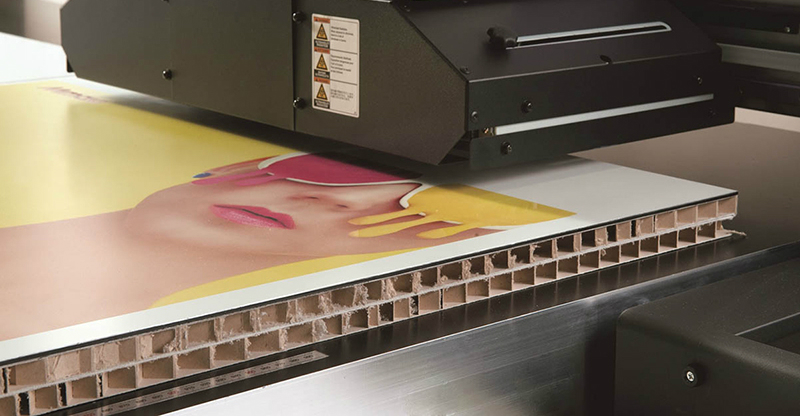 Mimaki JFX200-2513. Печать на толстых материалах