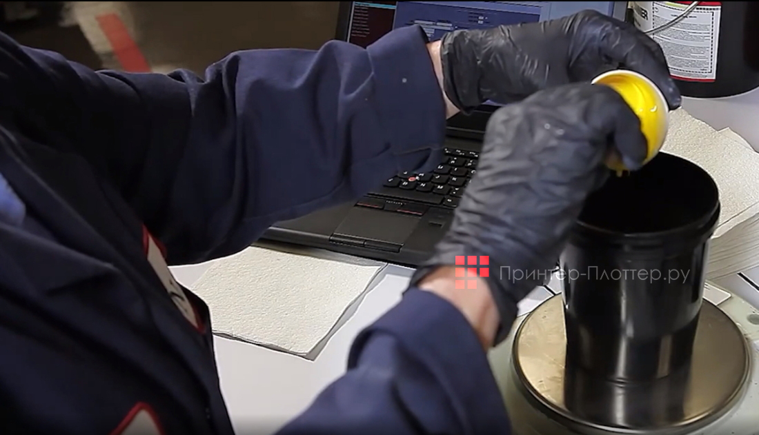 Лак Nazdar 260 (clear). Особенности