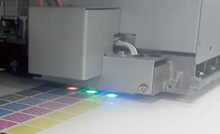 OKI ColorPainter M-64s. Система автоматической корректировки