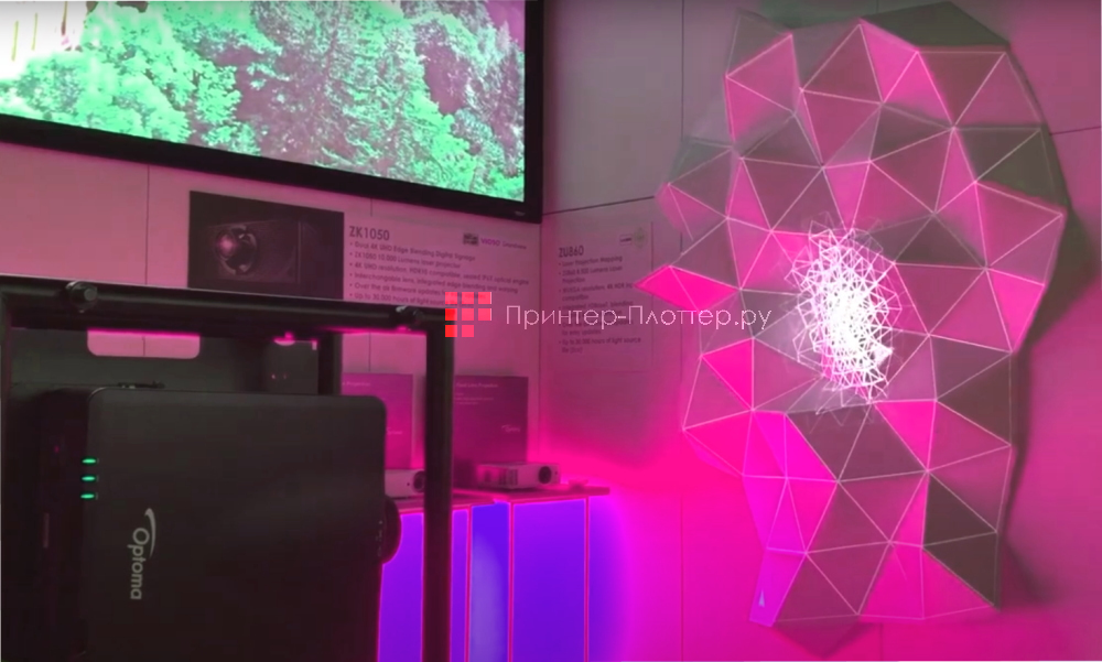 Optoma ZU860. Режим picture-in-picture