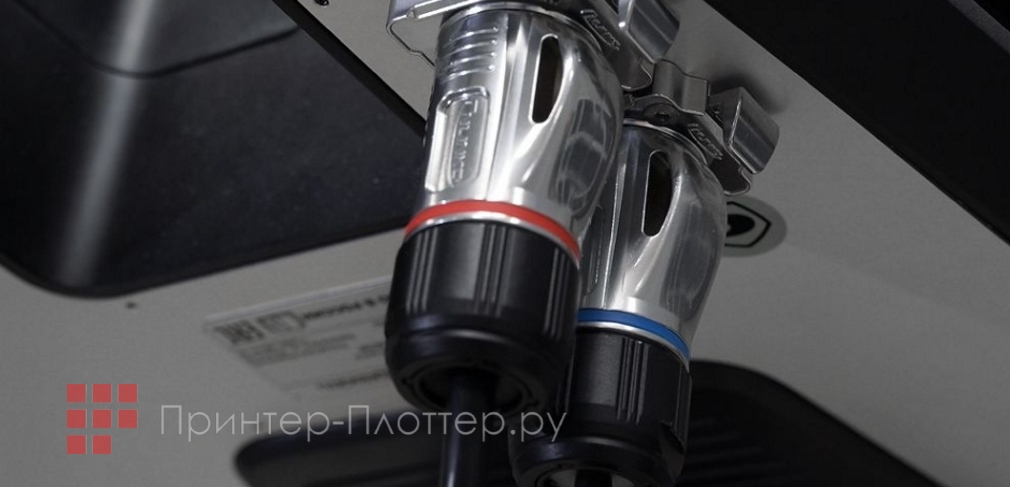 RangeVision PRO II. Небольшое количество кабелей