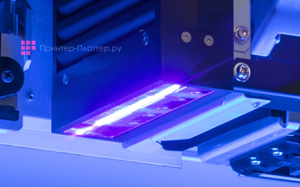 Roland VersaOBJECT CO-300i-F2. Регулируемые низкотемпературные УФ-лампы