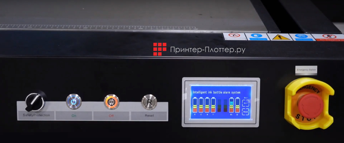 Roland VersaOBJECT EU-1000MF. Передняя панель