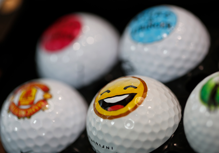 Roland VersaUV LEF2-300. Спорт, игры и музыка