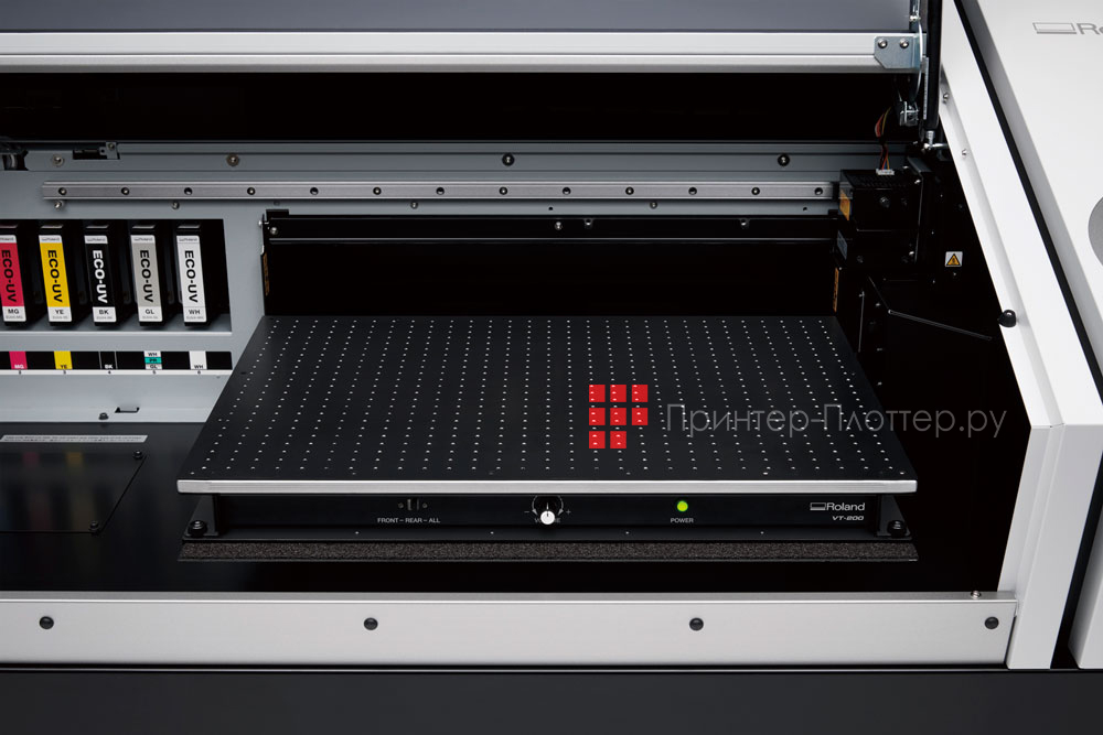 Roland VersaUV LEF2-300D. Вакуумный стол