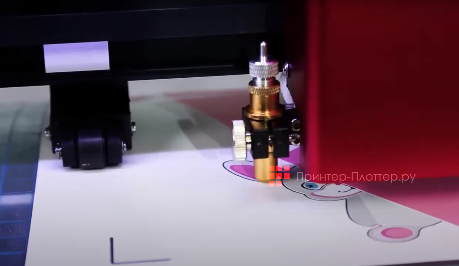 StarCut V24. Особенности