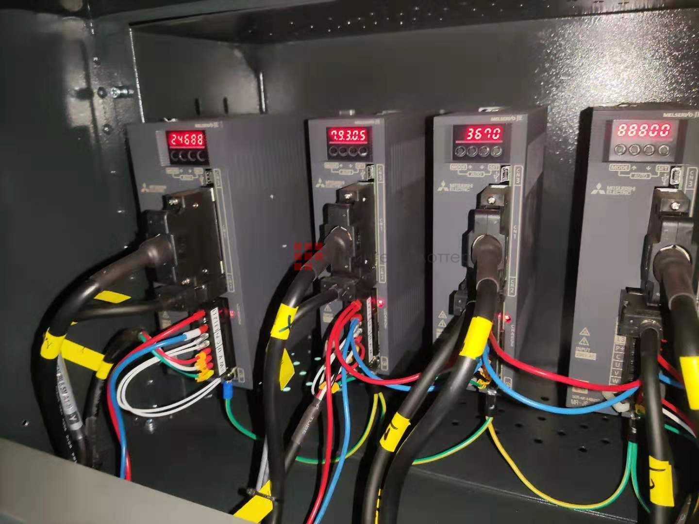 T-CUT DC 2516 S. Система контроля и управления