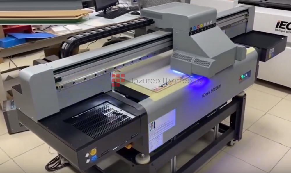 tDesk 1610 UV LED. Водяное охлаждение