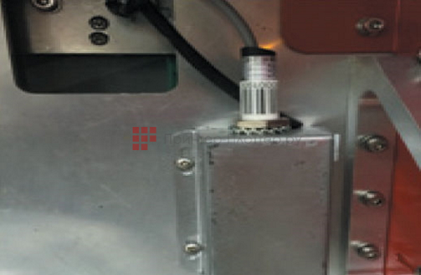 UVIP 3300HB. Автоматический замер толщины материала