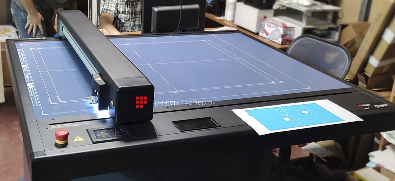 Планшетный режущий плоттер Vulcan FC-800VC