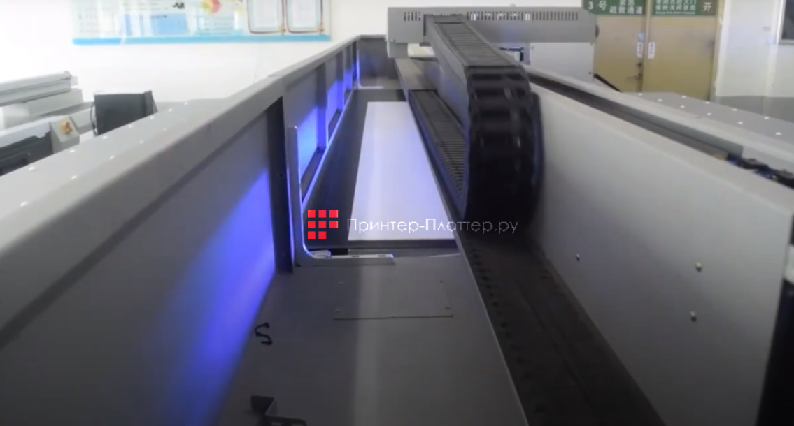 Yotta Hybrid YD-H1800 R5. Усиленная направляющая