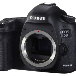 Фотоаппарат Canon EOS 5D Mark III Body