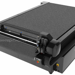 Режущий плоттер Summa F-1832