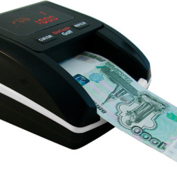 Детектор банкнот DoCash Golf (без АКБ)