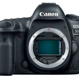 Фотоаппарат Canon EOS 5D Mark IV Body