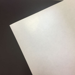 Магнитный винил, 0,4 мм, самоклеящийся, 620 мм, 30 м