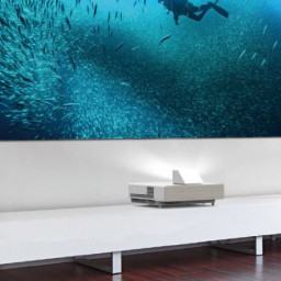 Проектор Epson EH-LS500W Android TV Edition