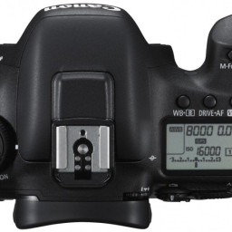 Фотоаппарат Canon EOS 7D Mark II Body W-E1 Wi-Fi Adapter