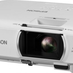 Проектор Epson EH-TW750
