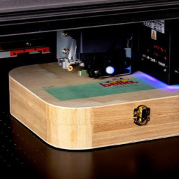 Планшетный УФ-принтер Roland VersaOBJECT CO-300-B200