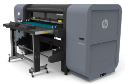 Гибридный УФ-принтер HP Scitex FB550