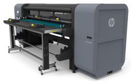 Гибридный УФ-принтер HP Scitex FB750