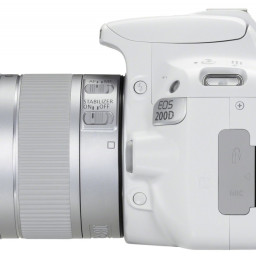 Фотоаппарат Canon EOS 200D 18–55 IS STM (white)