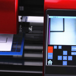 Режущий плоттер MasterCutter V48 со стендом