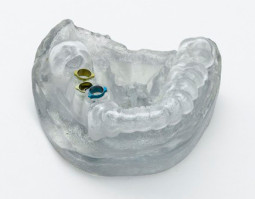 Полимер Stratasys MED610