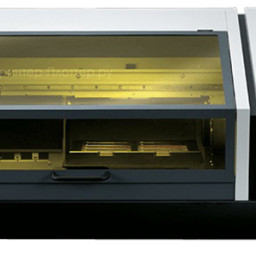 УФ-плоттер Roland VersaUV LEF-12i