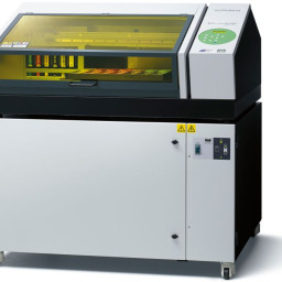 УФ-плоттер Roland VersaUV LEF-20