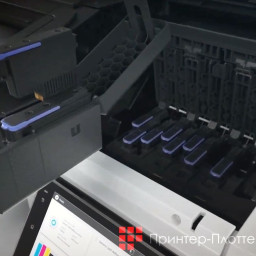 Латексный принтер HP Latex 700